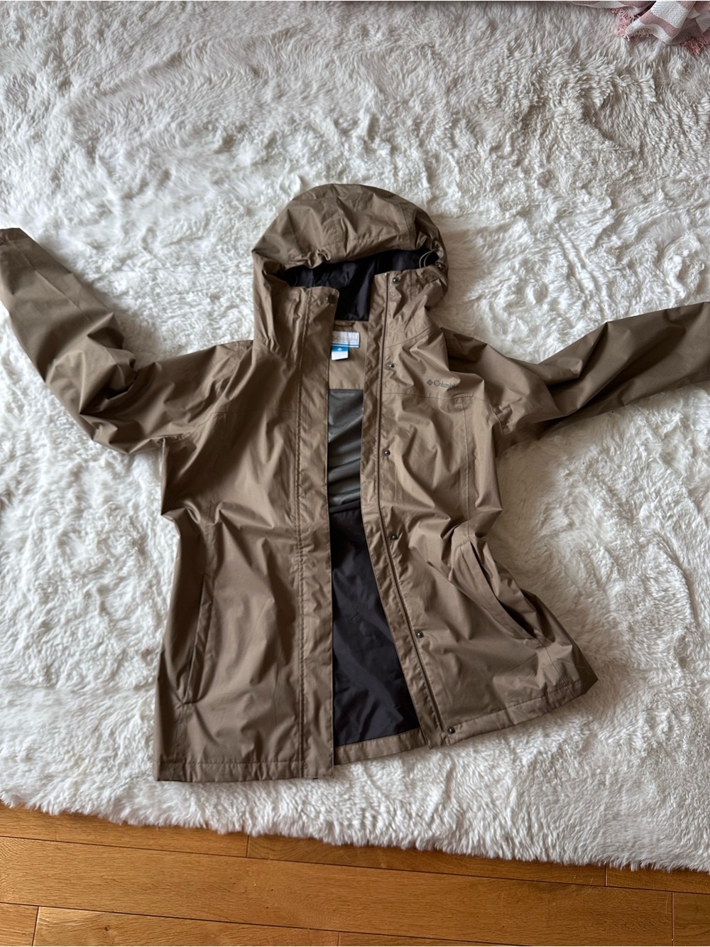 Columbia Hooded Shell Jacket in Taupe Brown